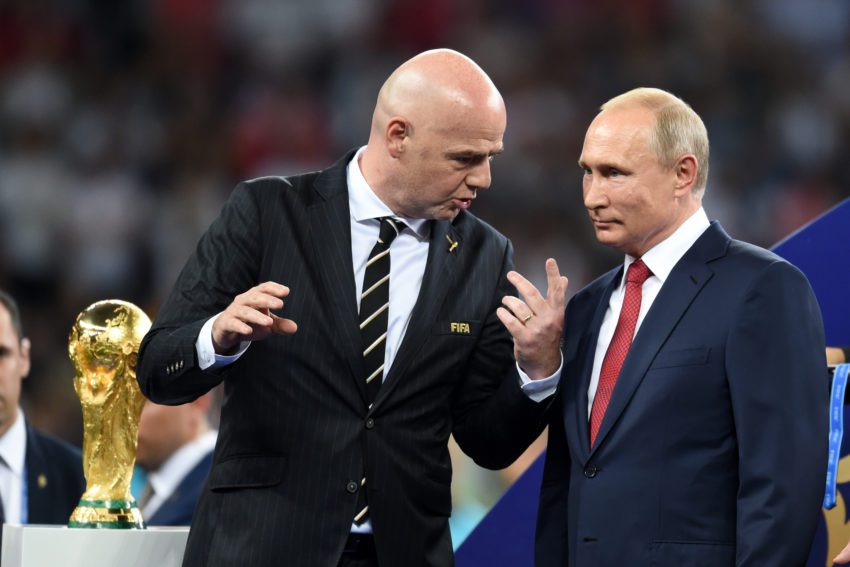 Suspensão de competições e perda de patrocínios: veja as retaliações ao  futebol russo após invasão à Ucrânia, futebol internacional