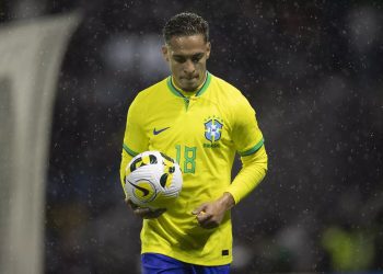 Regulamentação do futebol misto no Brasil divide opiniões - Lei em Campo